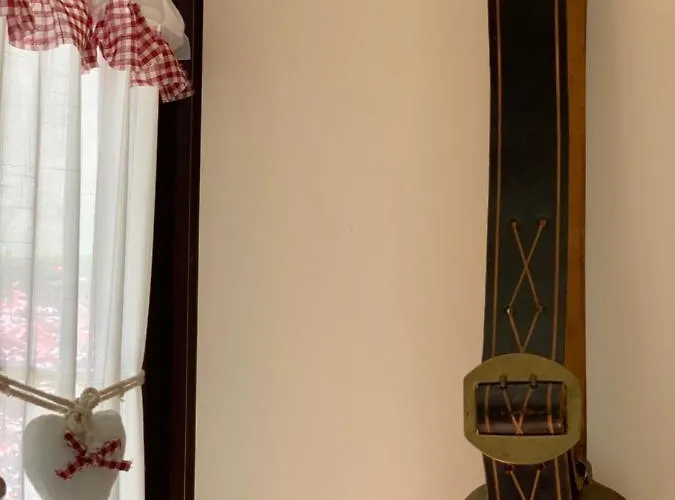 La Casa Del Pino Argentato Apartman *